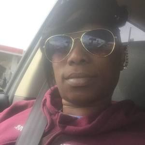 Meet your Posher, Khadijah